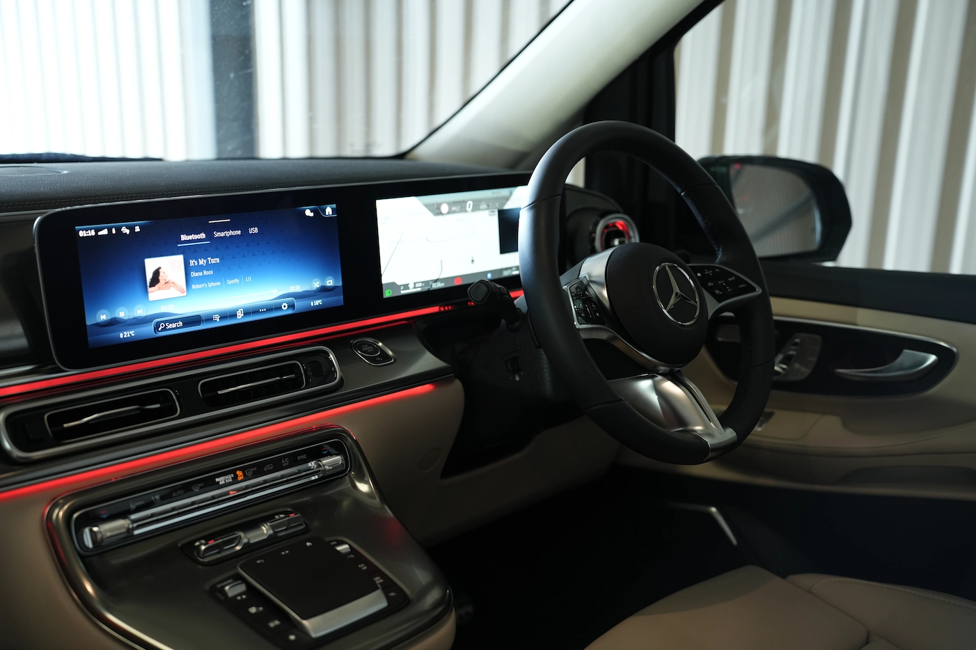 Mercedes V Class front interior