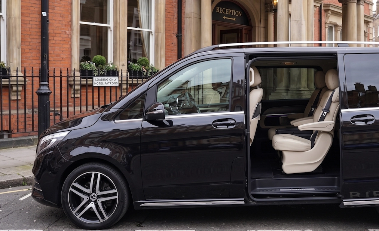 Mercedes V Class Black front